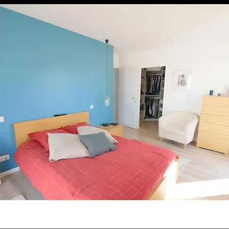 Moderne 6 Personnes *